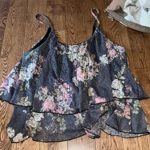 brand new top from Charttole Russe